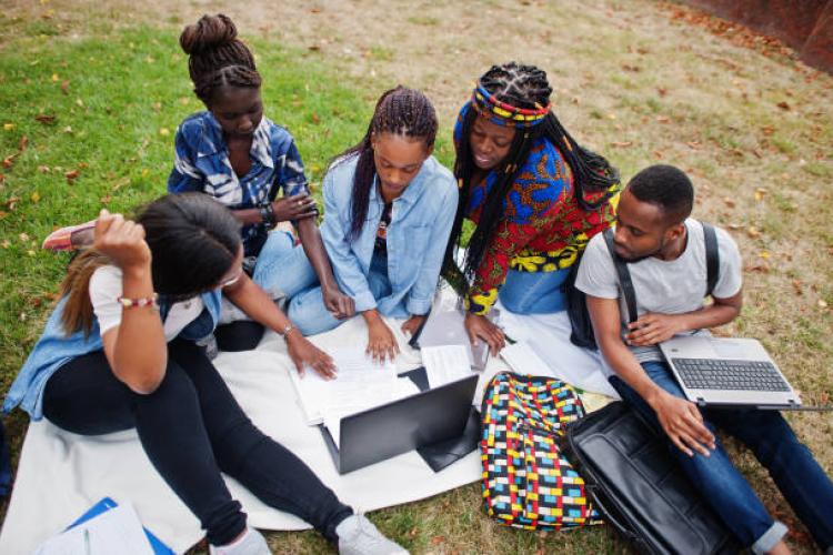 Students in a study group in a critical discussion